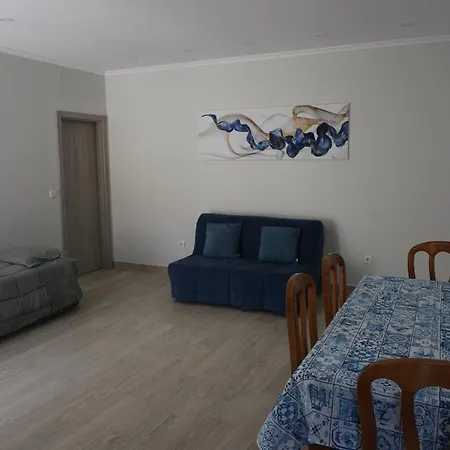 Sunny Apartment Amadora